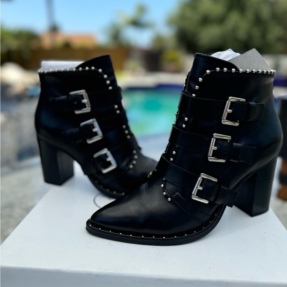 Steve Madden ‘Humble’ Black Ankle Boots size 8 Women’s